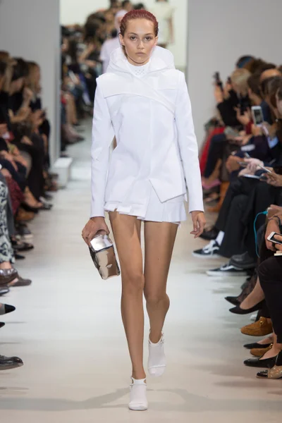 Look 2